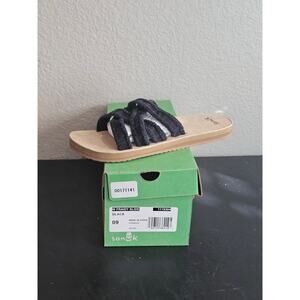 Sanuk Womens Sandals size 9 Black Tan Fraidy Slide NEW Shoes Beach Vacation Pool